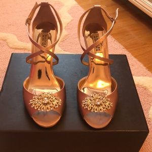 Shoes/ dressy shoes